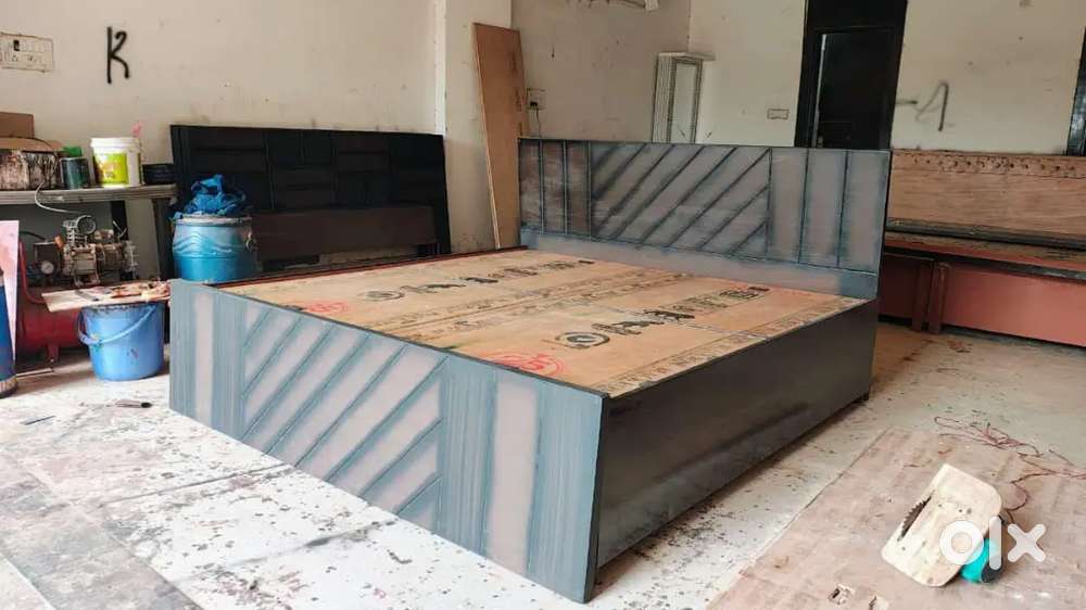 New brand bed with box 6*6