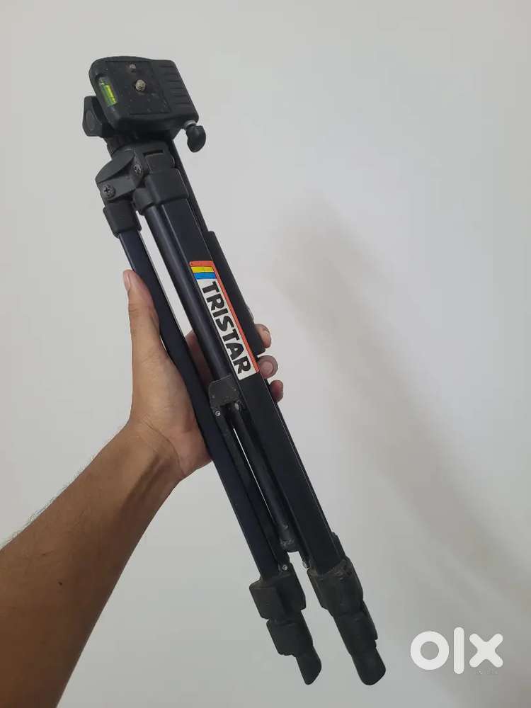 Tristar camera tripod for sale urgently