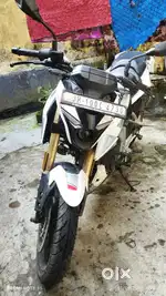 Only ride 2010 km only 2.5 month old bike emi par hai