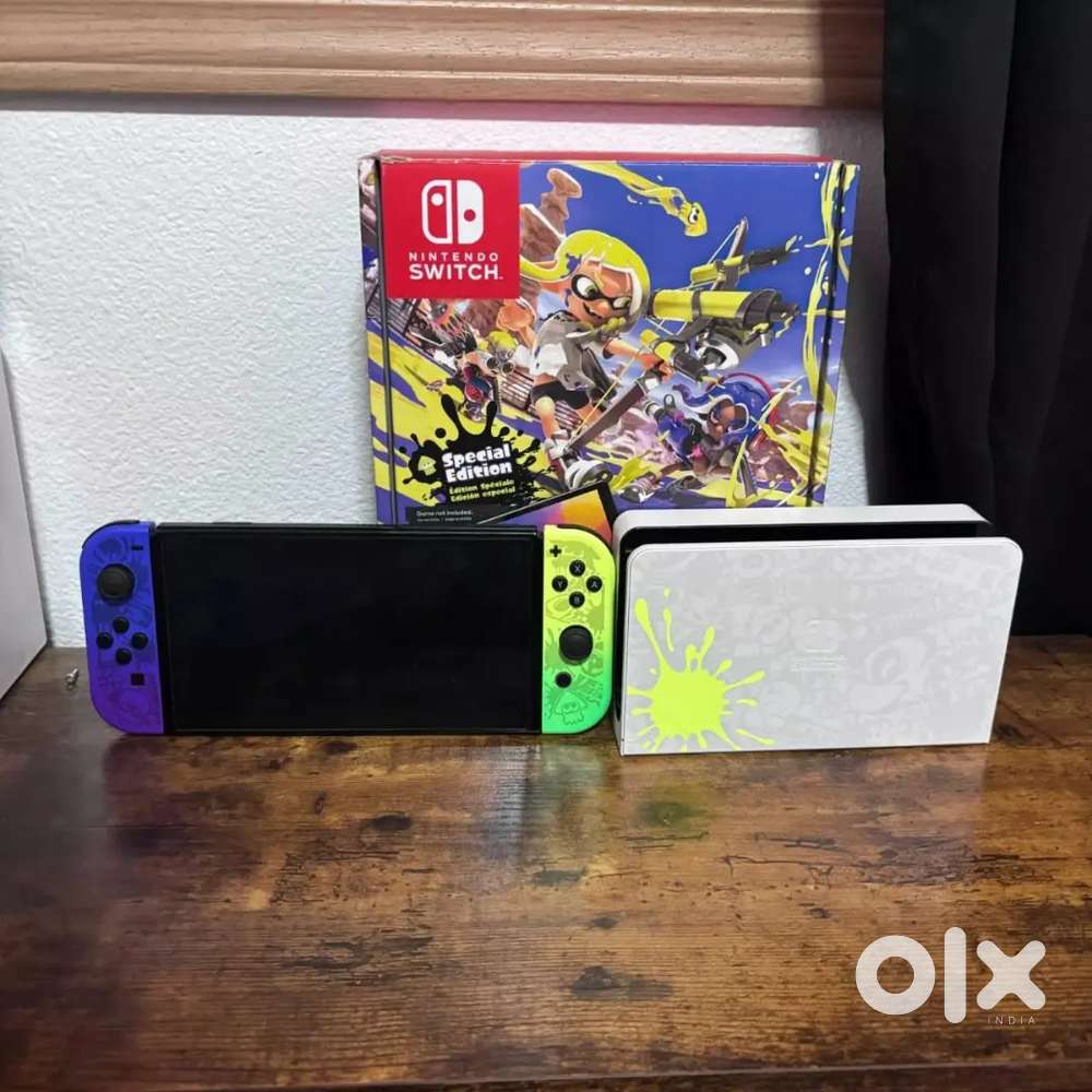 Nintendo Switch (OLED Model) Splatoon 3 Limited Edition Bundle