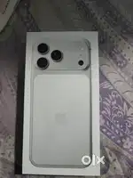 iPhone 17 pro max white 256gb seal pack