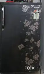 Kelvinator fridge for sale in tavereke