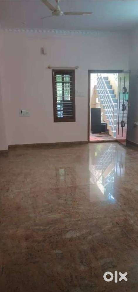 Yelahanka New Town 2BHK House for lease