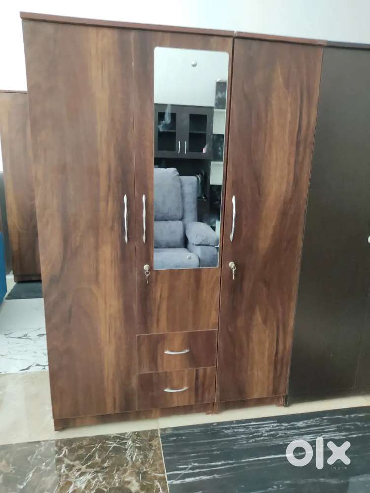 3 Door wardrobe Brown Finish Brand new
