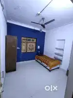 Single room on ground floor and 1 bed for sale