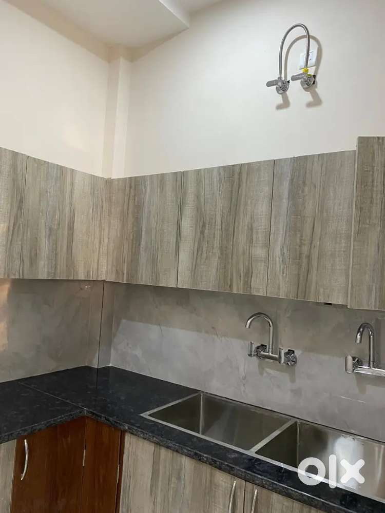 BRAND NEW 100 YARDS 3BHK HOUSE AVAILABLE