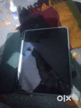 2 months old iPad 10th generation