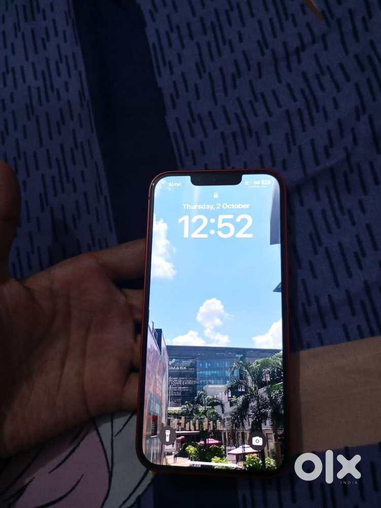 New i phone 13 93% battery health hai