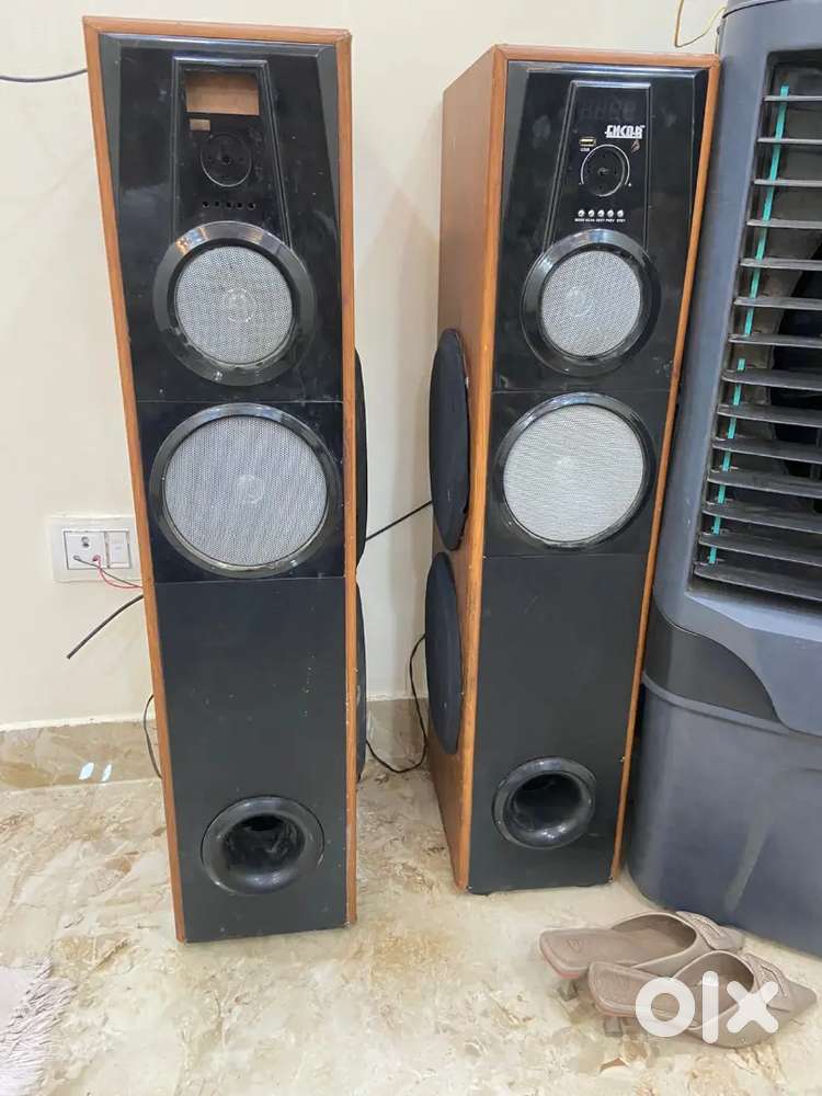 Speaker with high sound quality with bass