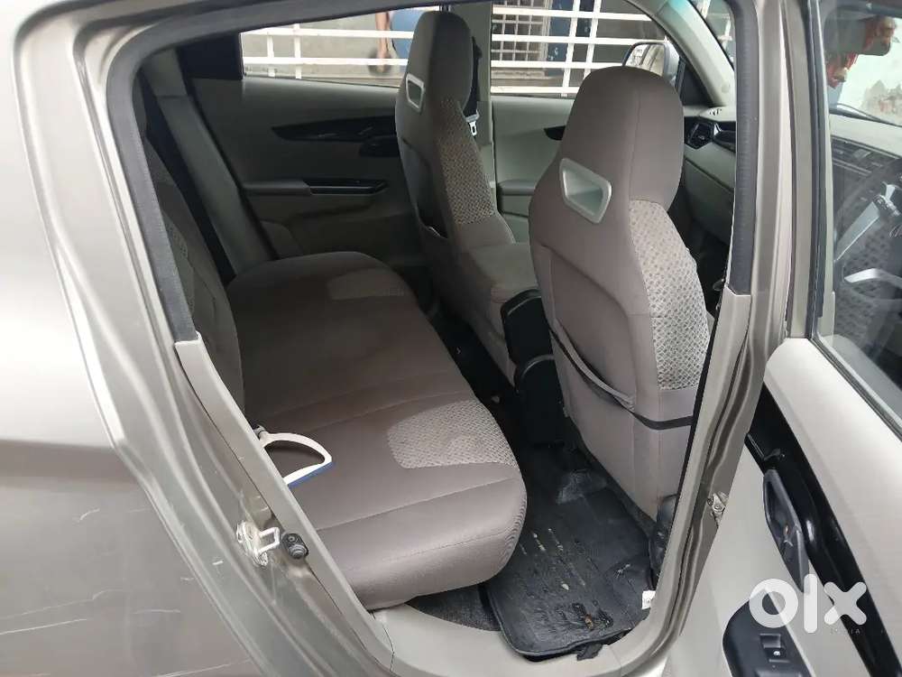 Mahindra KUV100 K6-6 2017 CNG &  petrol 62000 KM Driven