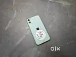 Apple Iphone 11 64GB In Excellent Condition