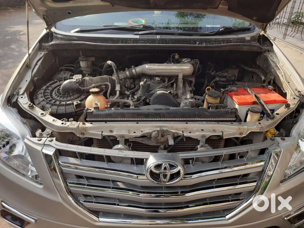 Toyota Innova 2.5 EV MS 8 STR, 2014, Diesel