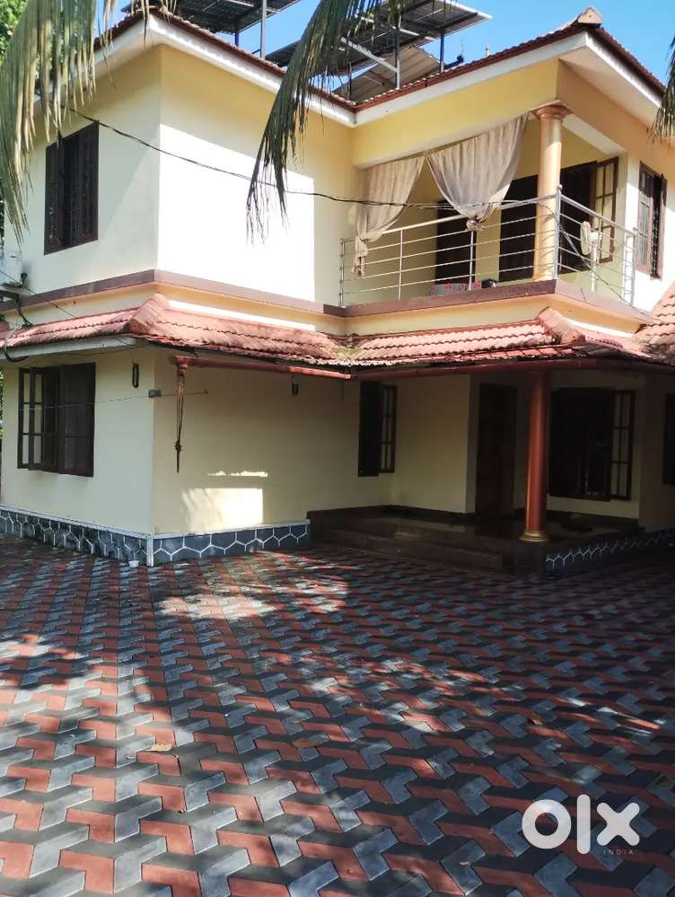 House cleaning maid part time ( only females )