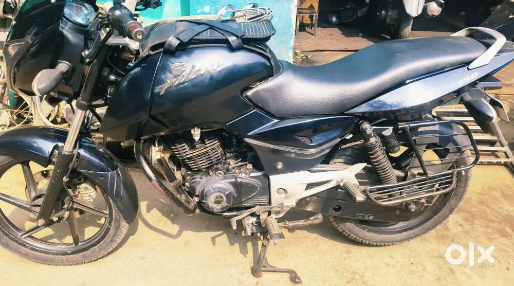 Bajaj Pulsar 150cc
