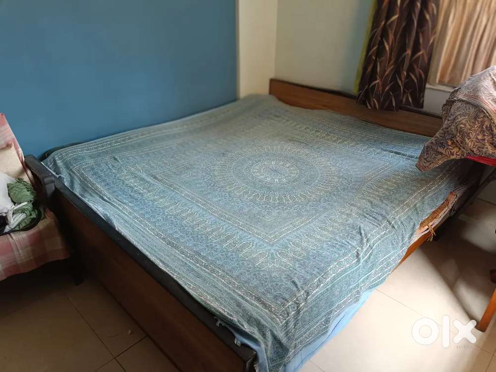 Strong 6' * 7' bed with Kurlon mattress