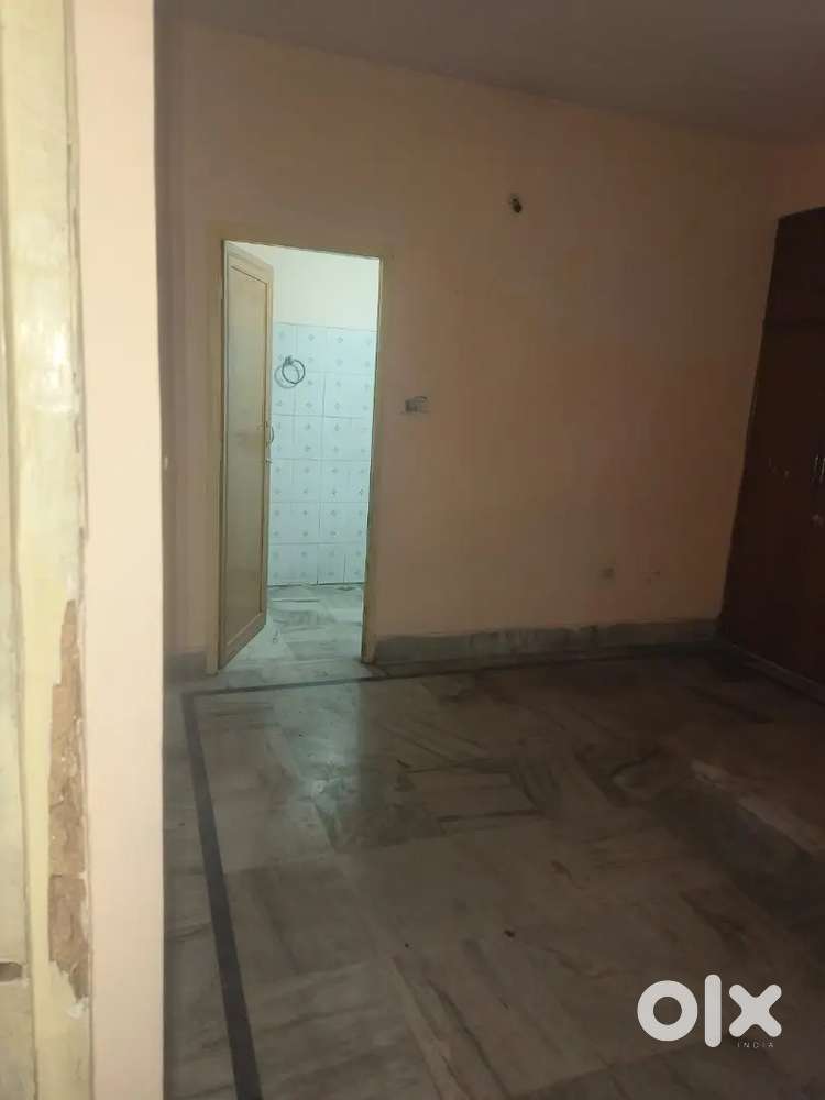 3bhk house available for rent in uliyan main road kadma jamshedpur