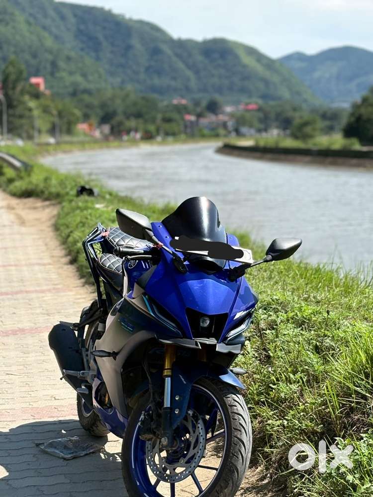 With Complete riding set and action camera
