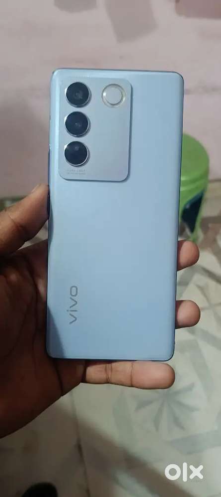 Vivo v27  8GB Ram  128GB Memory