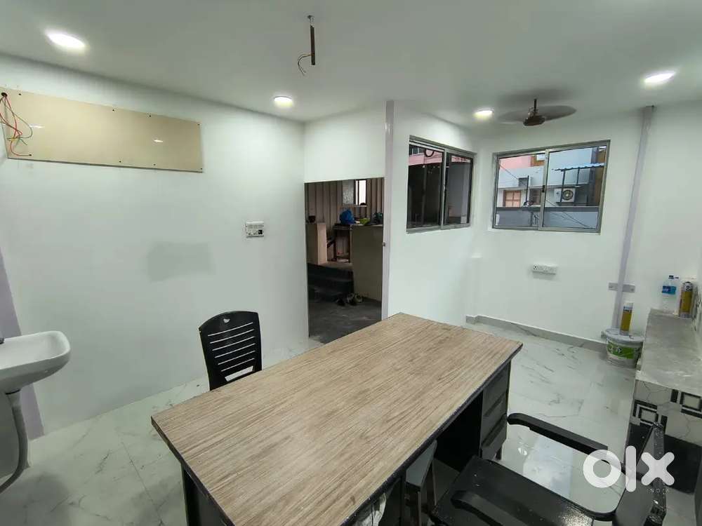 12 seater office space for rent 220sq ft