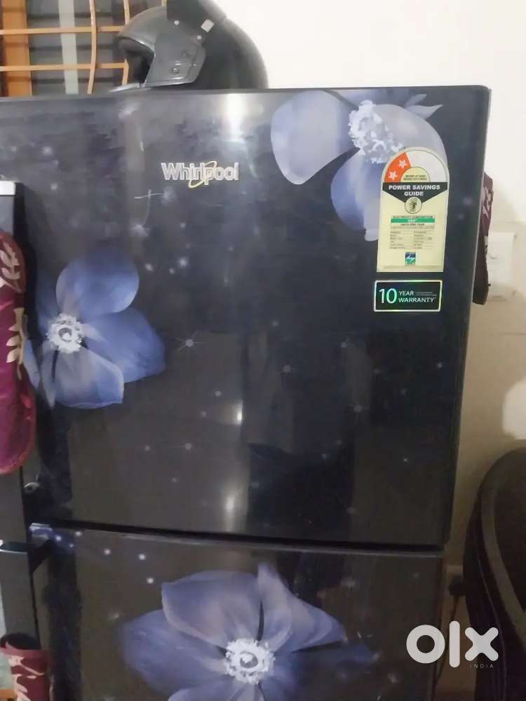 Very nice condition whirlpool Refrigrator