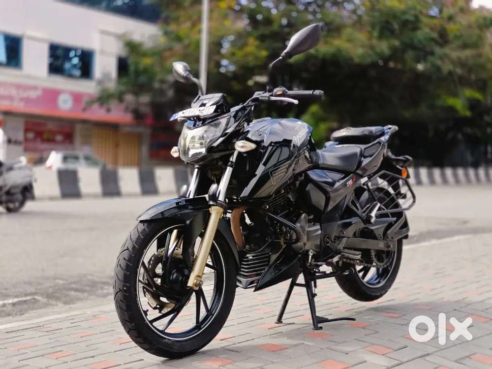 TVS APACHE RTR 200 IN TOP NOTCH CONDITION