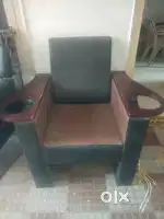 Ladies beauty parlour chairs
