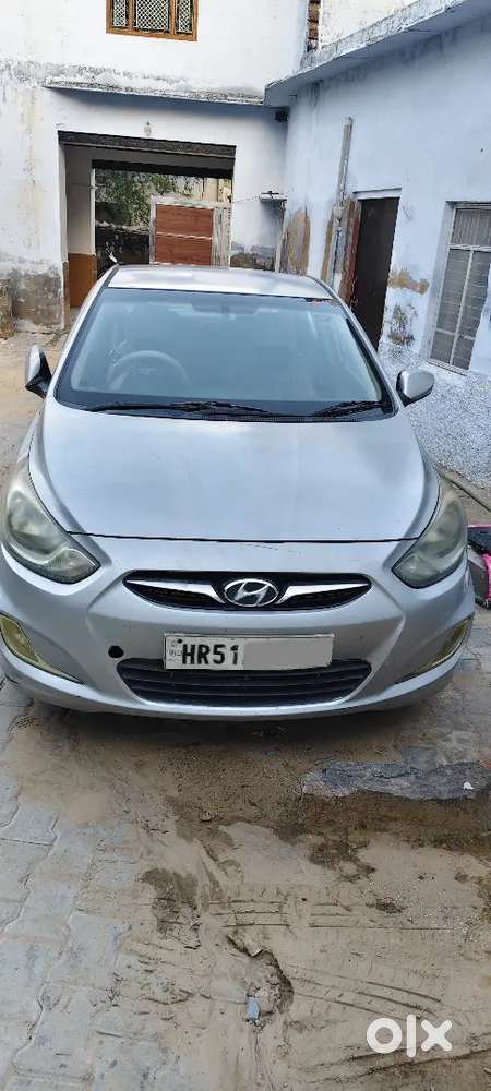 Urgently sell Hyundai Verna 2012 Diesel 86000 Km Driven