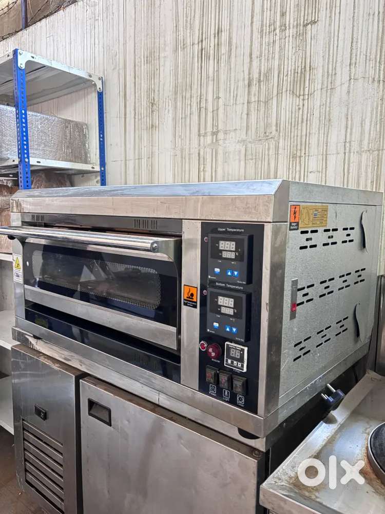 Single Deck Single Tray electric oven