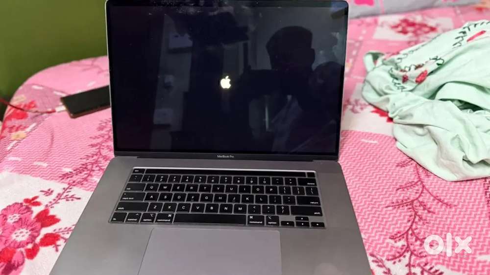 Apple macbook pro