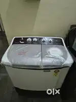 L.G semi automatic Washing machine