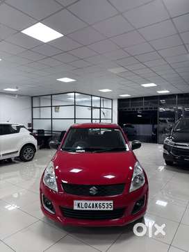 Maruti Suzuki Swift LXI, 2017, Petrol