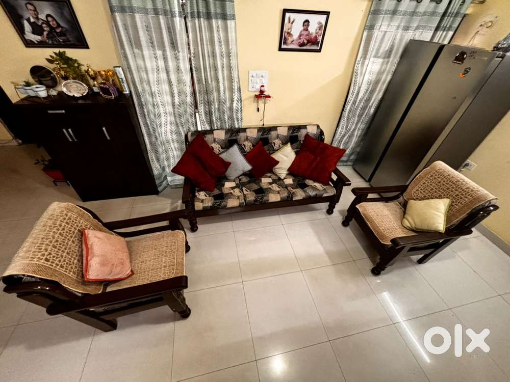 5 seater high quality teak wood sofa with melamine polish