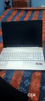 HP LAPTOP 15s-ep2143AU