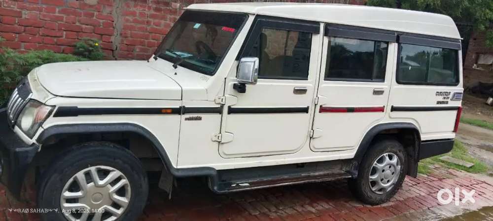 One hand fresh car completed from agency nothing from outside
