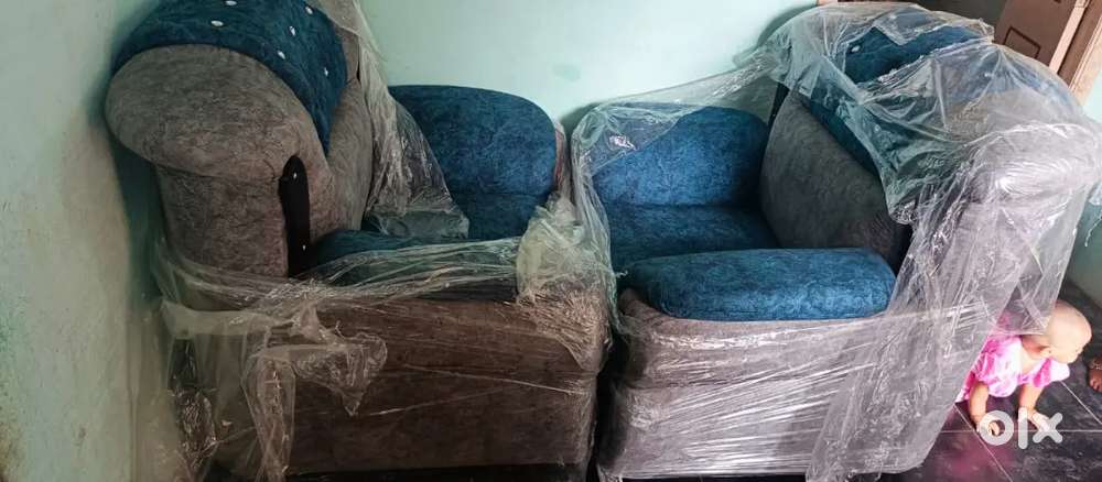 New sofa set along with 2 chair
