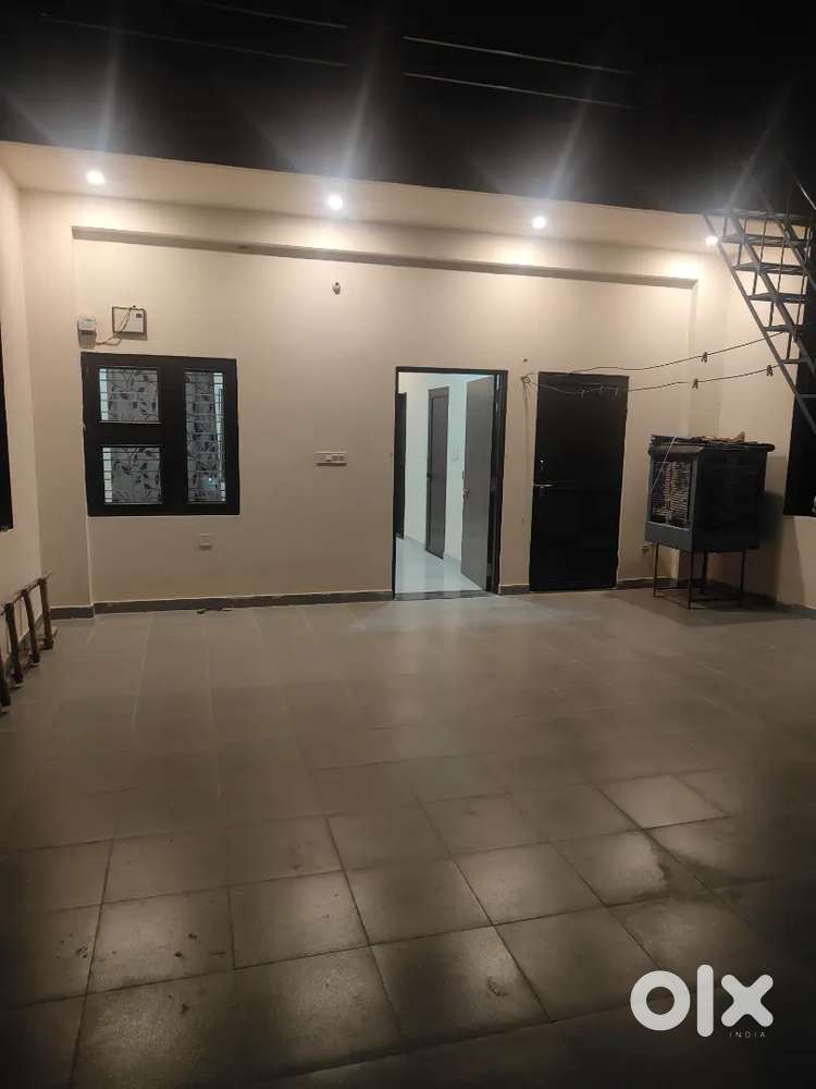 Newly 1 bhk available for rent