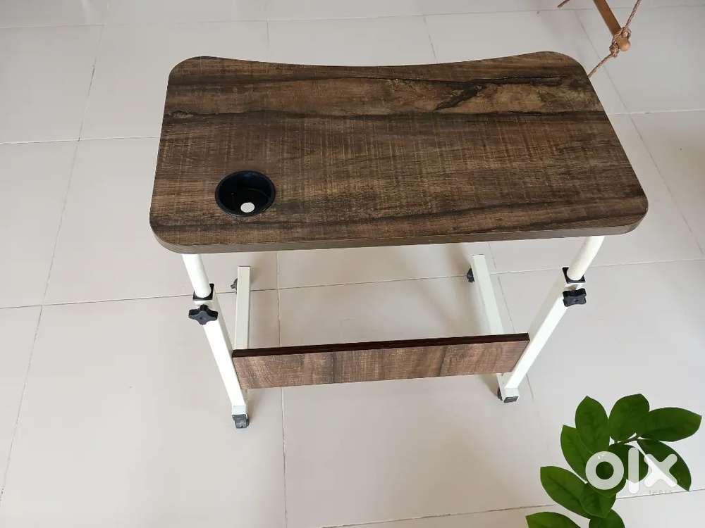 Height Adjustable Table
