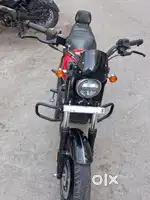 Yezdi Roadster 2022