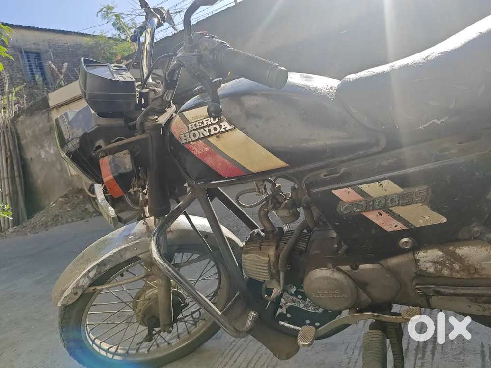 CD 100 in well maintained condition available with RC