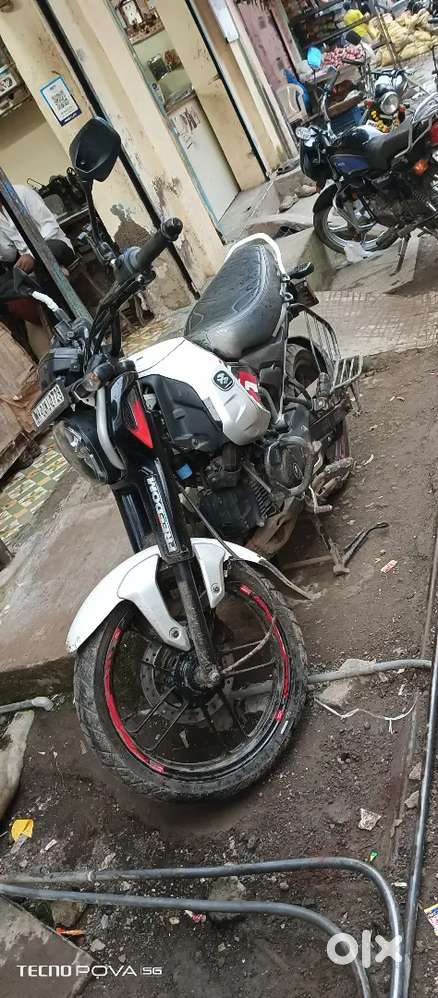 Bajaj freedom cng 125, cng gas 2kg plus petrol 2ltr good milegue