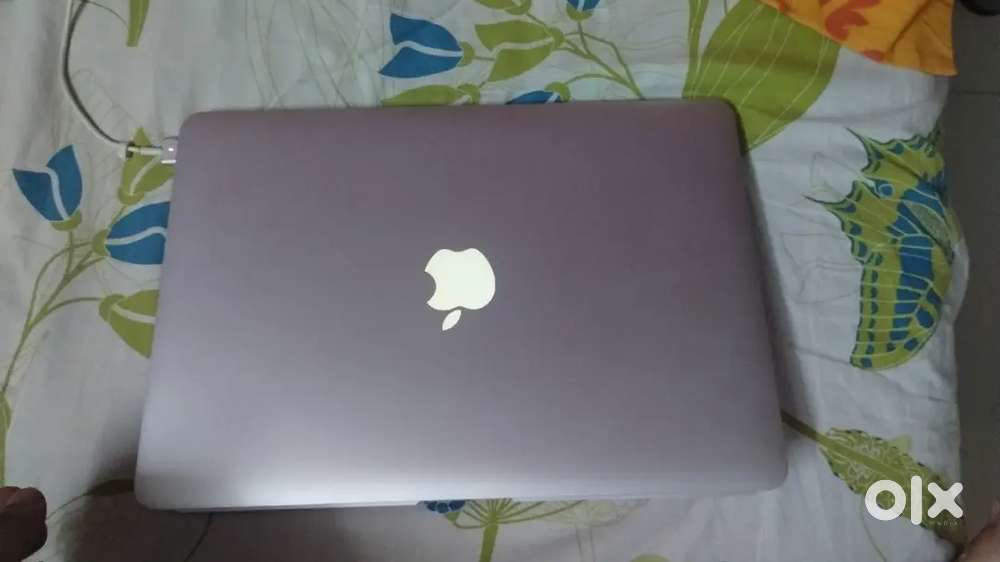 MAC BOOK AIR 2015