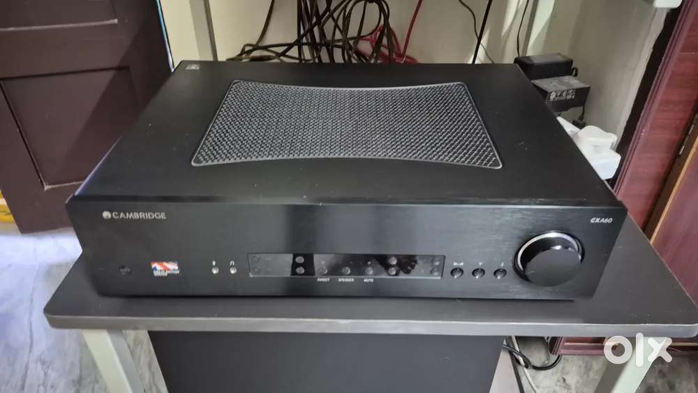 Cambridge audio CXA 60 hi end stereo amplifier  original remote