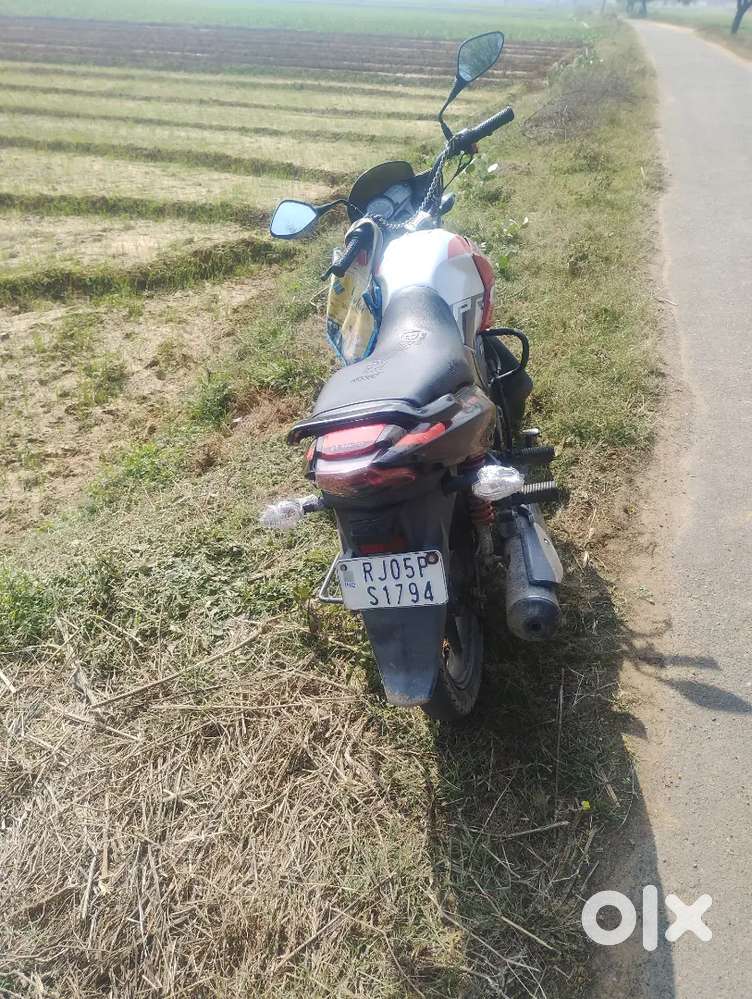 2021 ka last November ka model hai untouch bike hai
