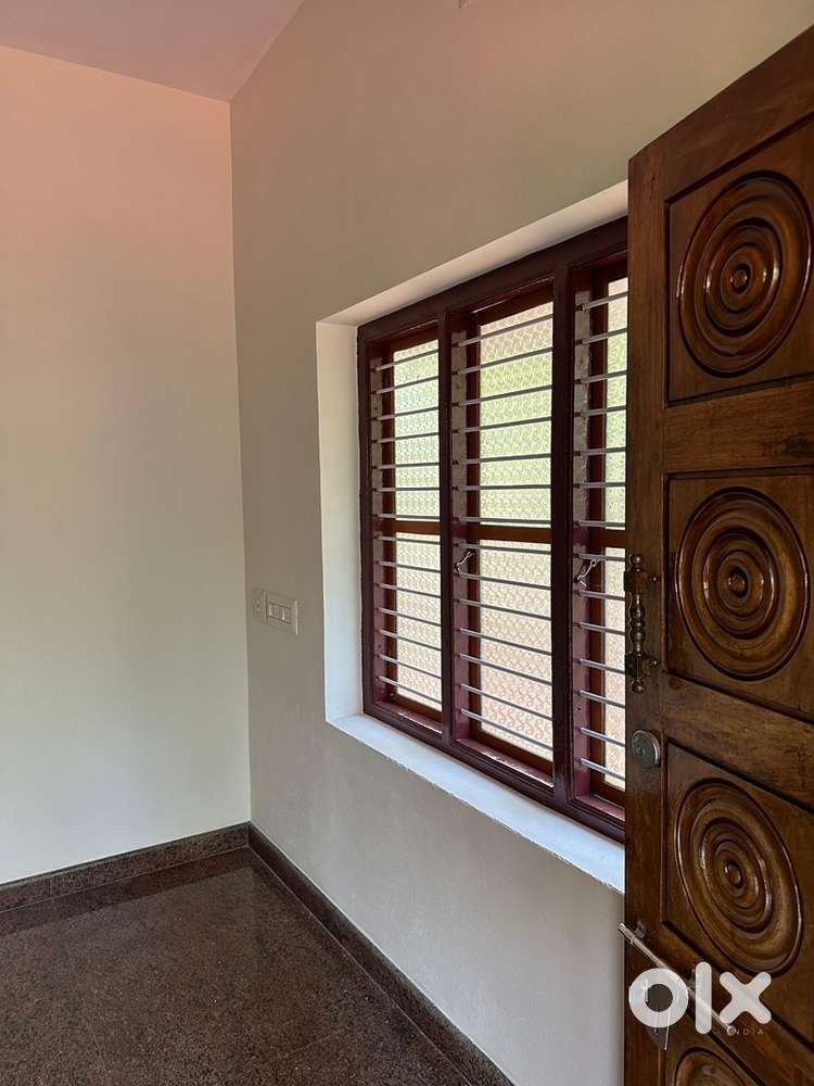 2 floor 6bhk house for sale with converted 19 cents land