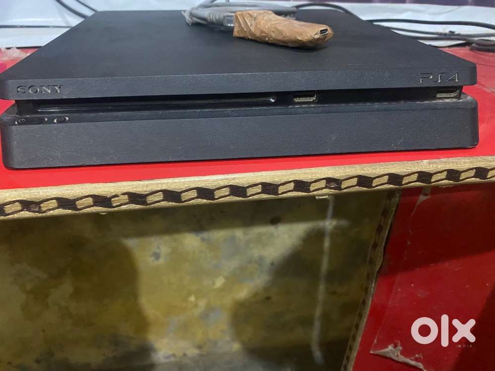 Ps4 slim 1TB fully loded ver 11.00.