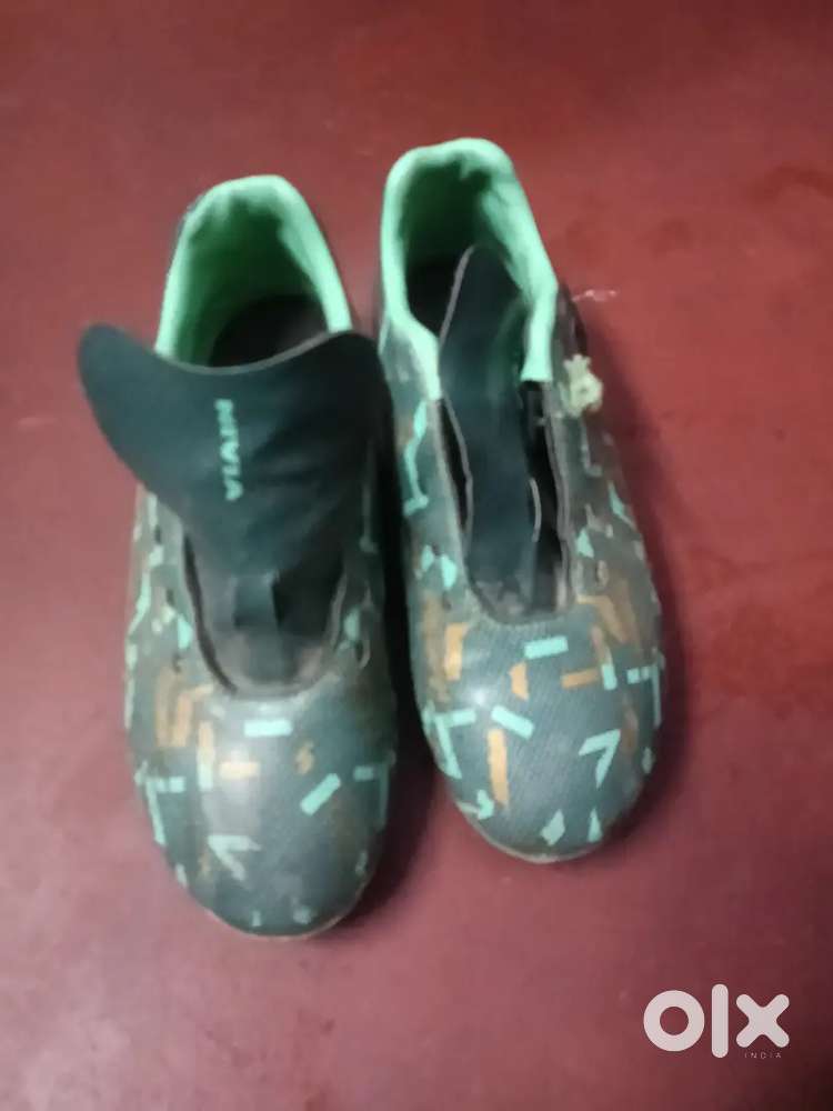 Football shoes size 1