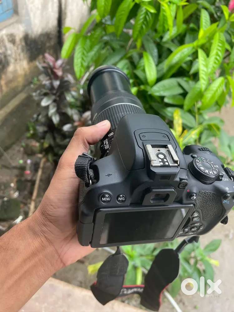 Canon 700D  Excellent Condition