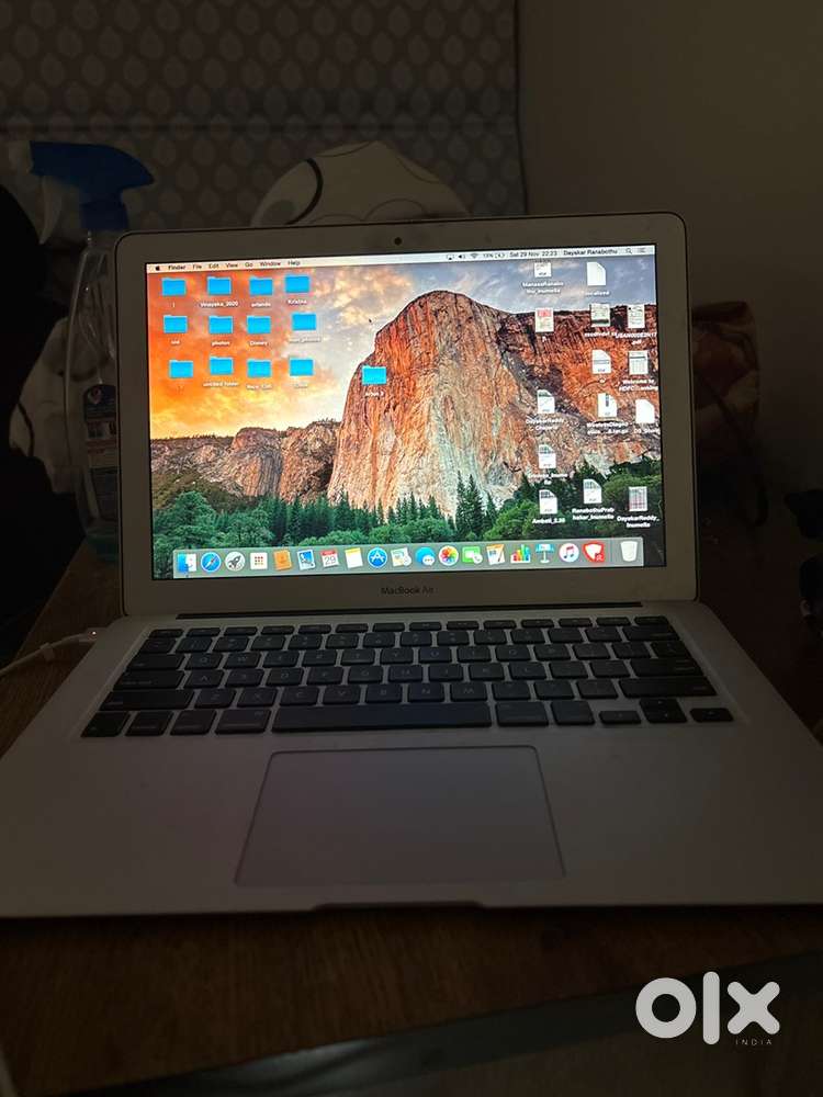 Macbook Air mid 2013 very good condition