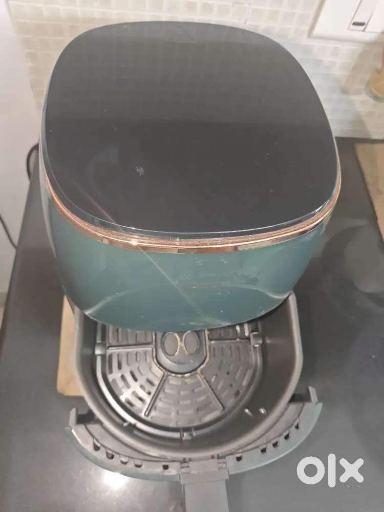 Pigeon Air fryer -Excllent working condition 3000