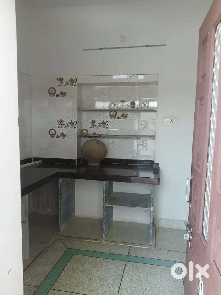 Renting 2 room ,1 kithen and a bathroom